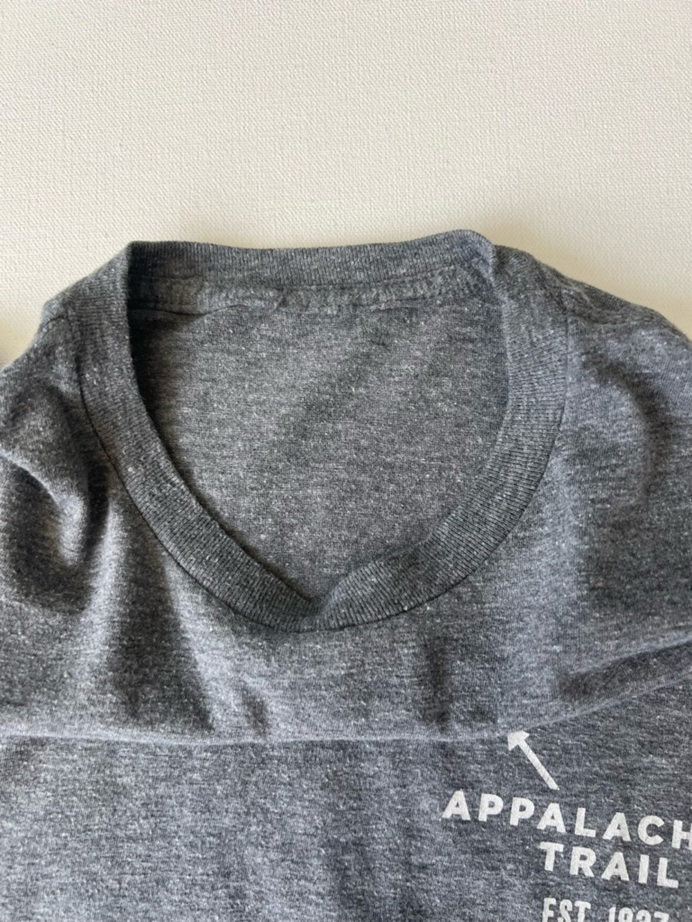 Mens Crewneck Appalachian Trail T-Shirt - Gray est: size: S-M - Picture 6 of 7